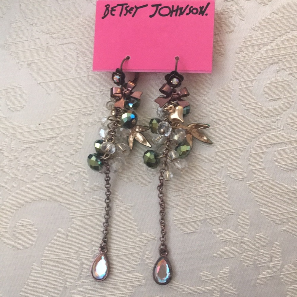 NWT Betsey Johnson Chandelier Earrings (A-17)